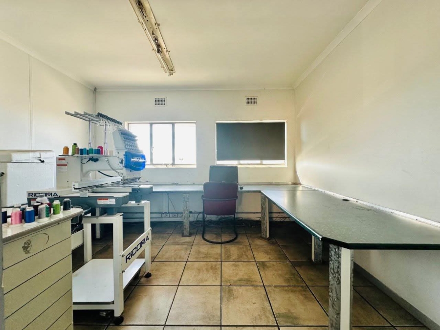 Commercial Property for Sale in Beaconvale Western Cape